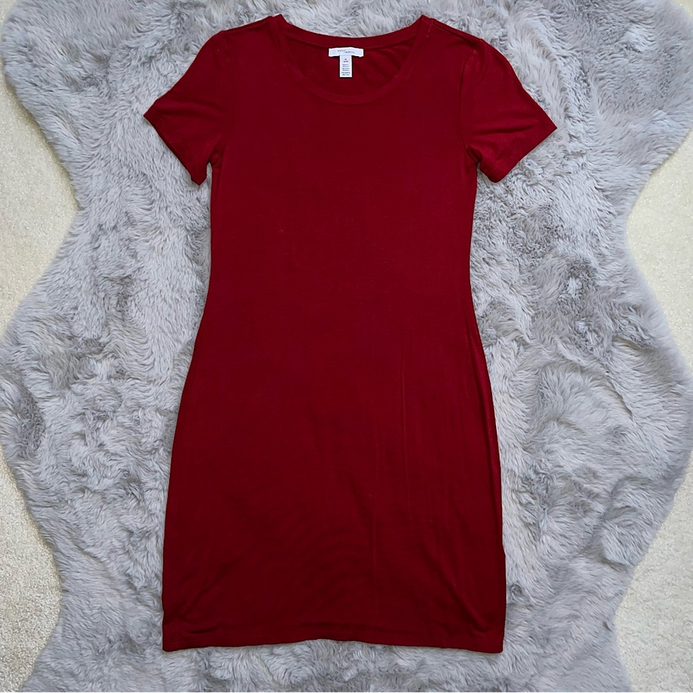 Daily Ritual NWOT Women’s Short Sleeve Crewneck Dress Red Size Extra Small